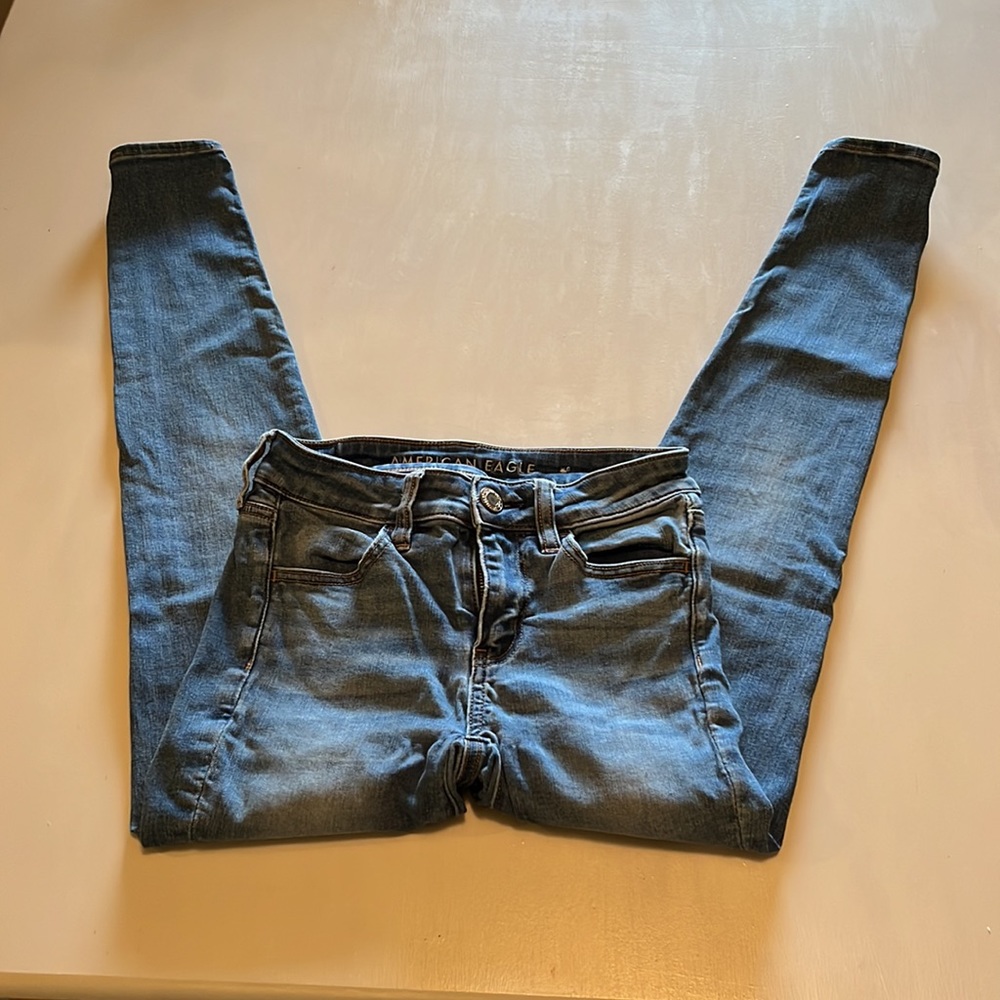 American eagle light wash jeggings